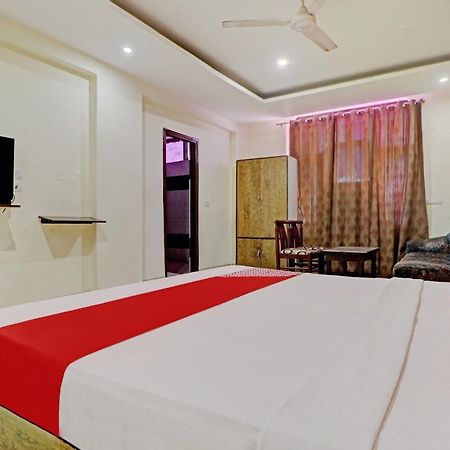 Oyo 74073 Hotel Abhishek Λουντιάνα Εξωτερικό φωτογραφία