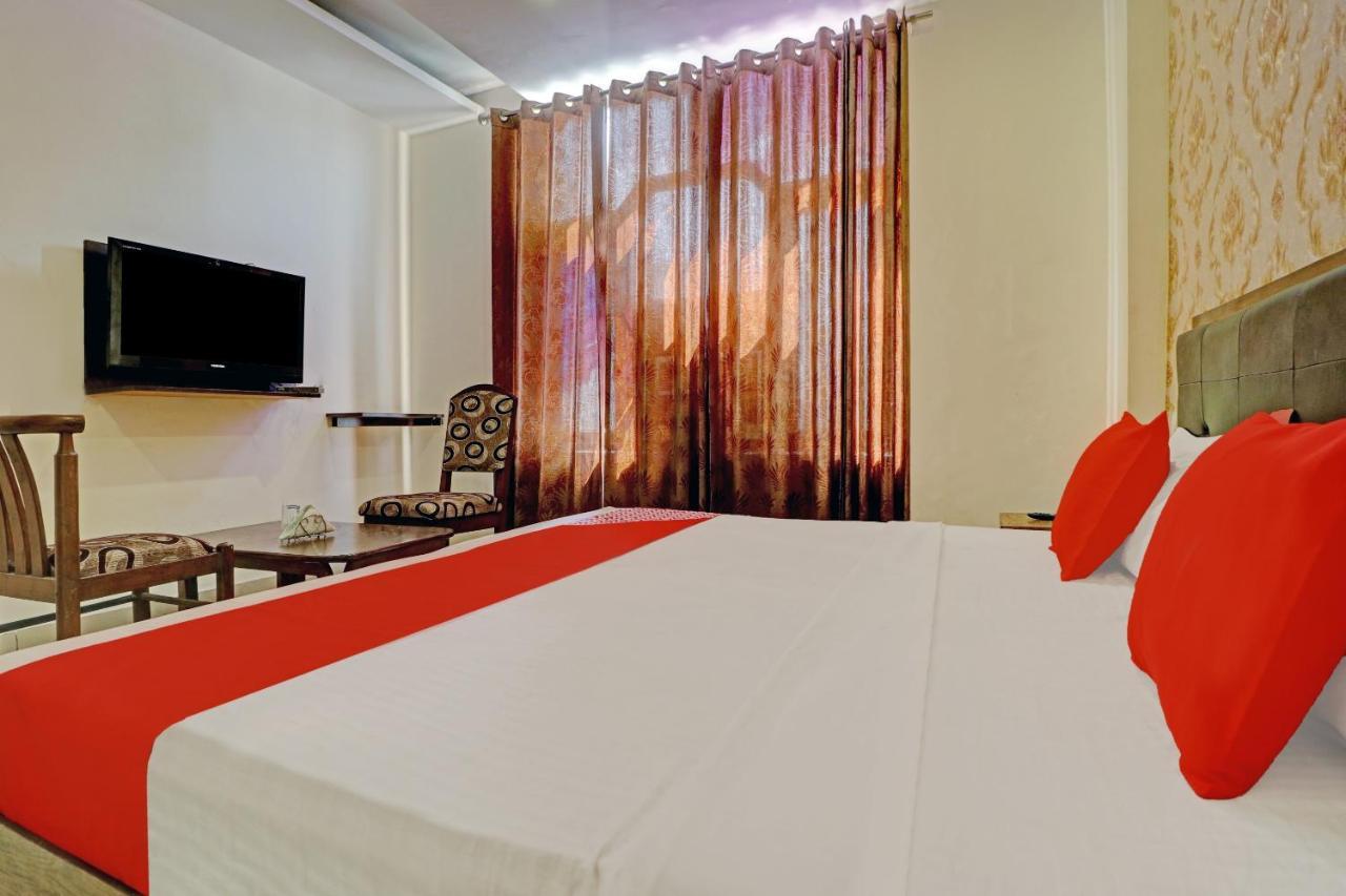 Oyo 74073 Hotel Abhishek Λουντιάνα Εξωτερικό φωτογραφία