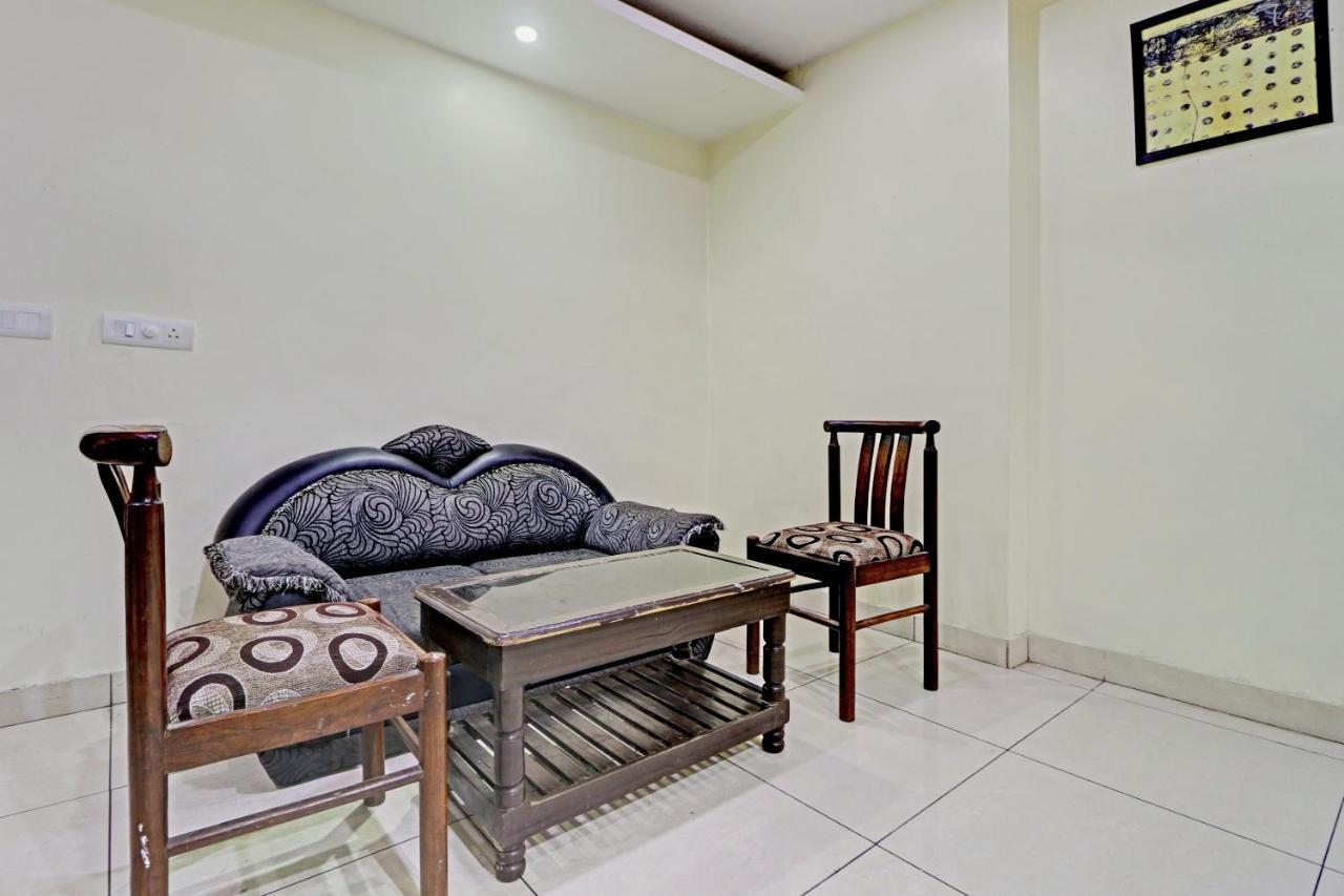Oyo 74073 Hotel Abhishek Λουντιάνα Εξωτερικό φωτογραφία