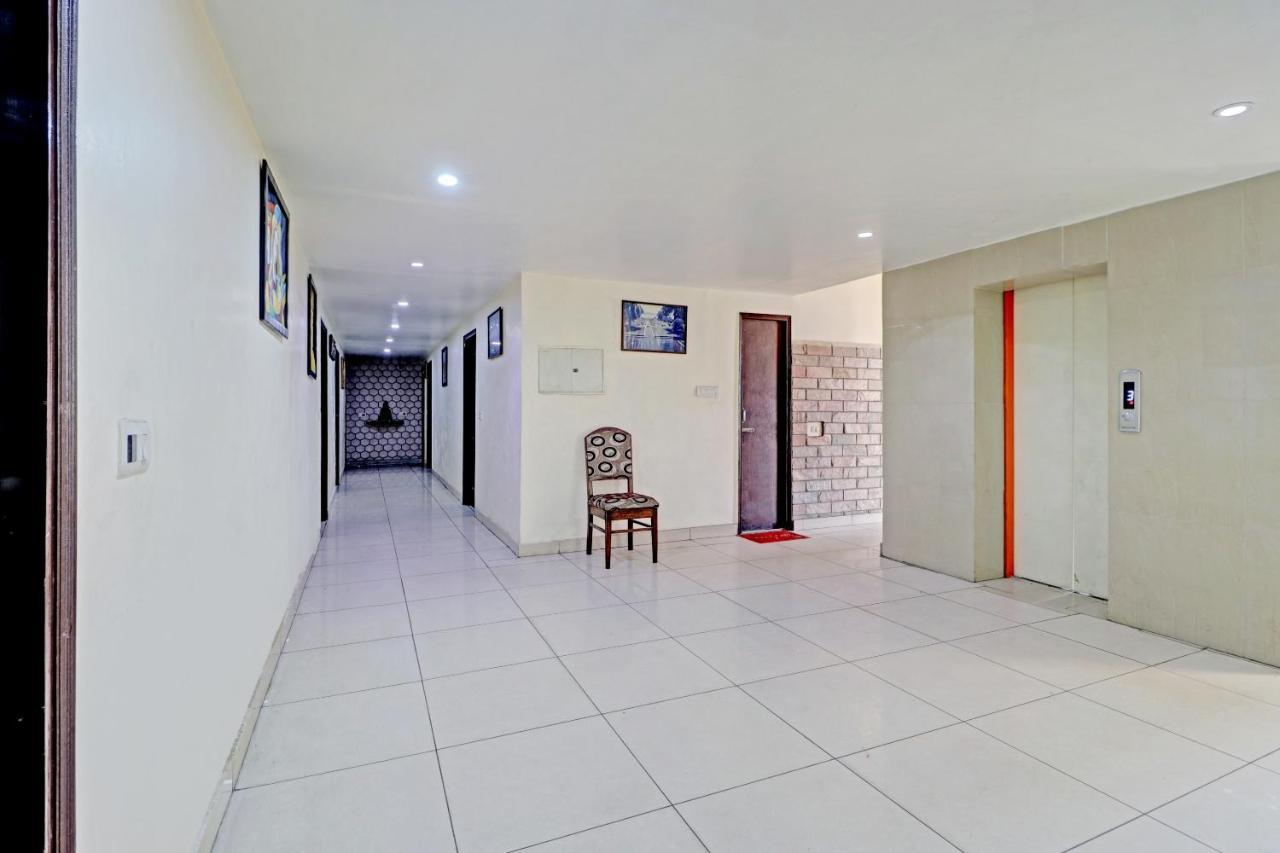 Oyo 74073 Hotel Abhishek Λουντιάνα Εξωτερικό φωτογραφία