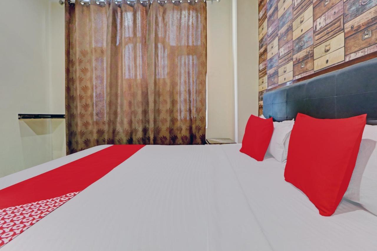 Oyo 74073 Hotel Abhishek Λουντιάνα Εξωτερικό φωτογραφία